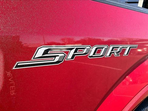 Used 2018 Ford F150 XLT w/ Equipment Group 302A Luxury image 9