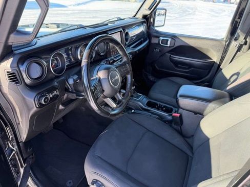 Used 2021 Jeep Wrangler Unlimited Sport image 9
