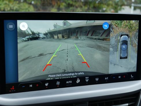 Certified 2024 Ford Escape Platinum image 12