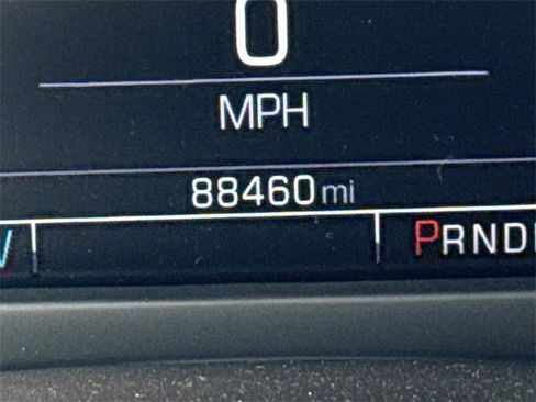 Used 2019 Chevrolet Tahoe LT w/ Luxury Package image 28