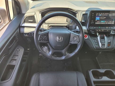 Certified 2024 Honda Odyssey EX-L image 12