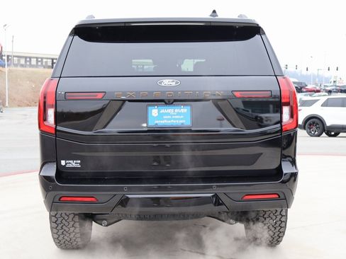 New 2025 Ford Expedition Tremor image 4