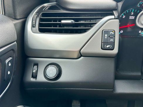Used 2020 Chevrolet Tahoe LT image 29