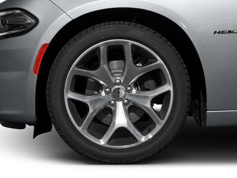 Used 2016 Dodge Charger R/T RWD image 13