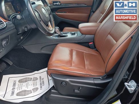 Used 2021 Jeep Grand Cherokee Overland w/ Protech Group AWD/4WD image 19