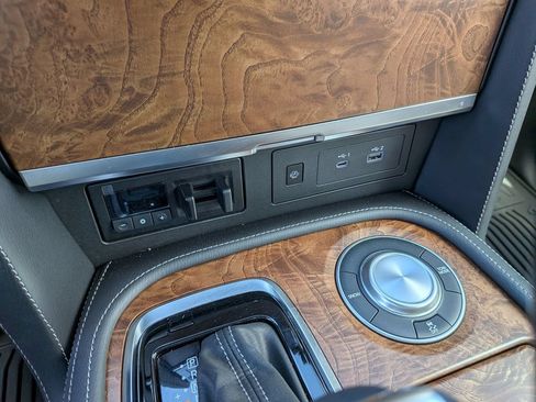 Certified 2024 Nissan Armada SL w/ Cargo Package RWD image 33