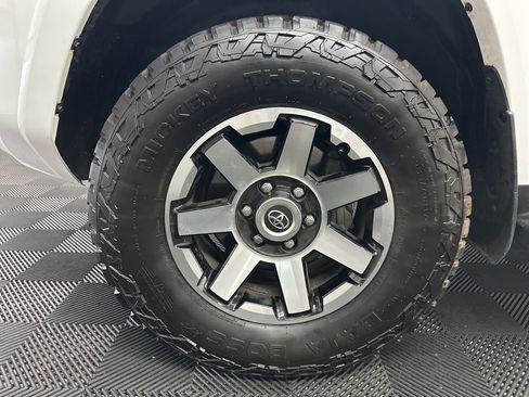 Used 2023 Toyota 4Runner TRD Off-Road image 36