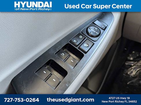 Used 2016 Hyundai Tucson SE w/ Option Group 02 FWD image 24