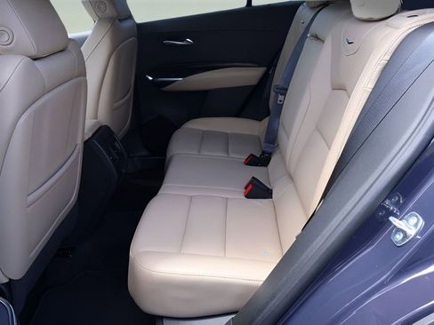 Certified 2024 Cadillac XT4 Premium Luxury FWD image 12