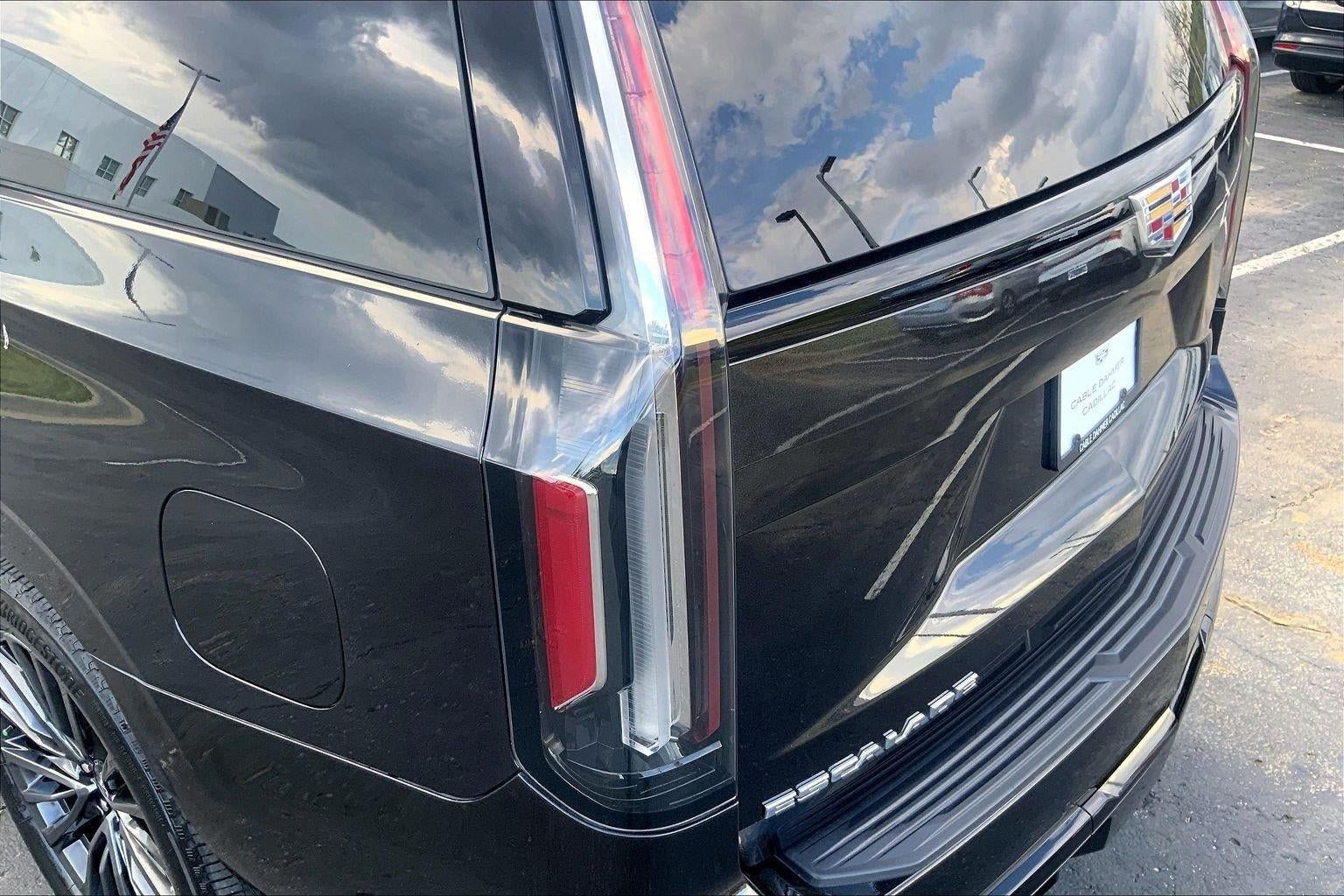 Certified 2024 Cadillac Escalade V AWD/4WD image 29