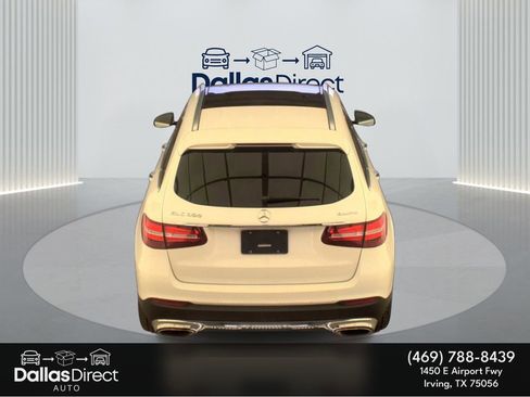 Used 2018 Mercedes-Benz GLC 300 4MATIC w/ Multimedia Package image 7