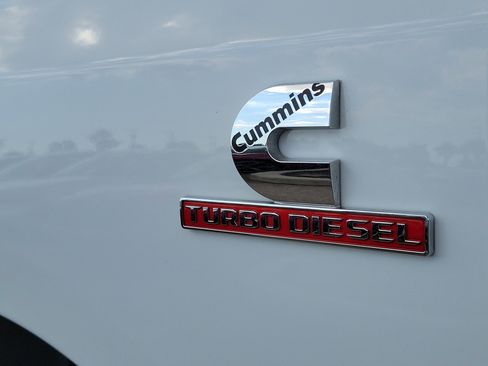 Used 2024 RAM 2500 Big Horn AWD/4WD image 9