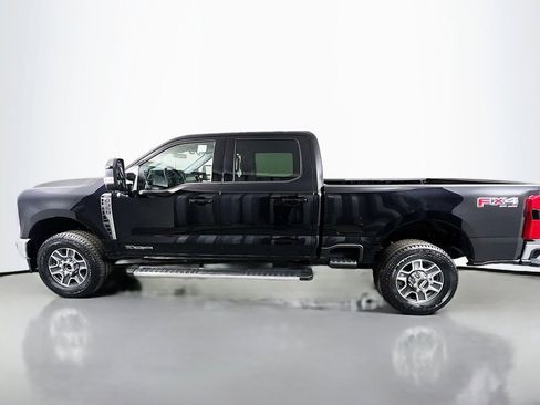 New 2025 Ford F350 Lariat w/ FX4 Off-Road Package image 6