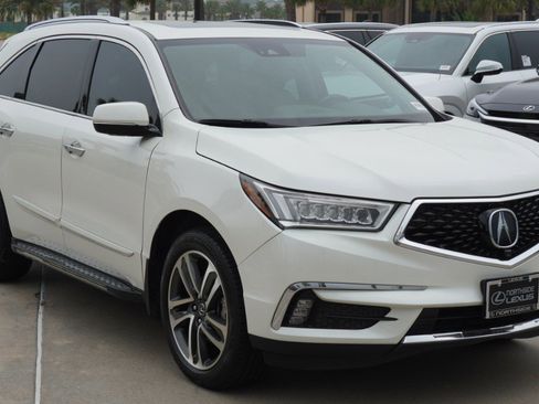 Used 2017 Acura MDX SH-AWD w/ Advance Package image 3