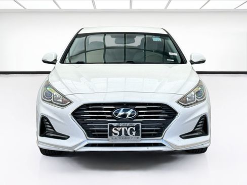 Used 2019 Hyundai Sonata Plug-In Hybrid FWD image 2