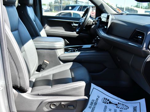 Used 2025 Chevrolet Tahoe LT AWD/4WD image 58