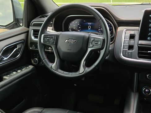 Used 2023 Chevrolet Tahoe RST AWD/4WD image 16