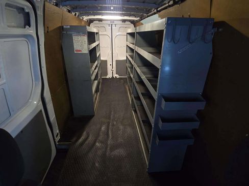 Used 2014 Freightliner Sprinter 3500 image 29