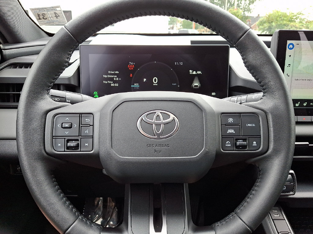 Used 2026 Toyota RAV4 SE AWD/4WD image 21