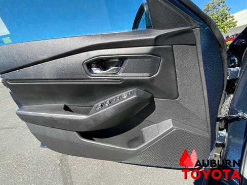 Used 2024 Honda Accord EX image 32