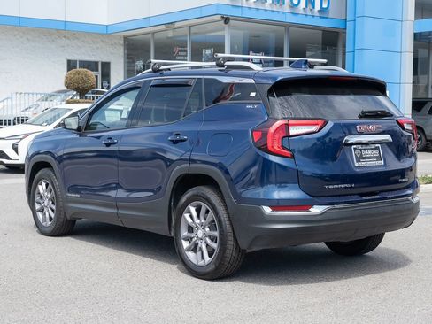 Used 2023 GMC Terrain SLT AWD/4WD image 6