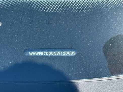 Used 2022 Volkswagen Golf R AWD/4WD image 7