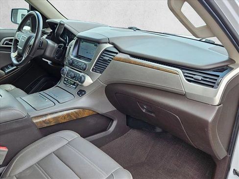 Used 2019 GMC Yukon Denali image 23