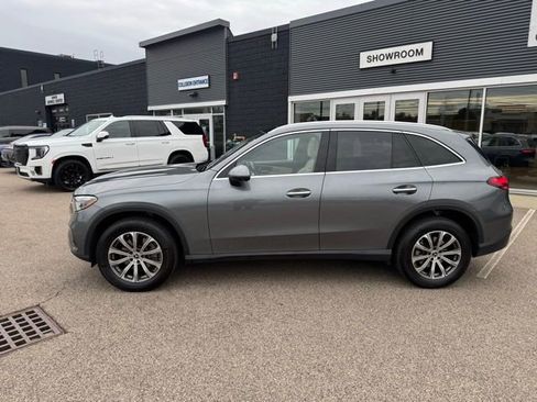 Used 2023 Mercedes-Benz GLC 300 GLC 300 image 4