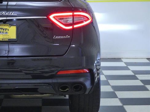 Used 2020 Maserati Levante GTS image 37