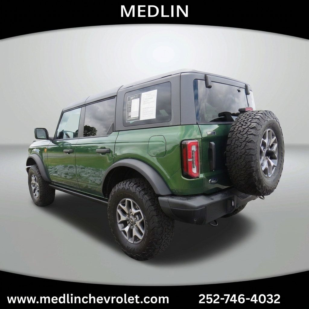 Used 2025 Ford Bronco Badlands AWD/4WD image 6