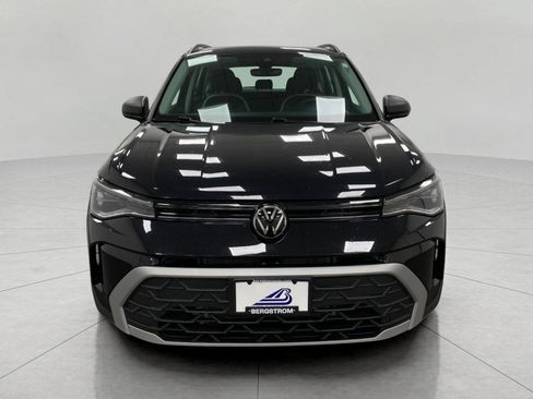 Used 2025 Volkswagen Taos S AWD/4WD image 39