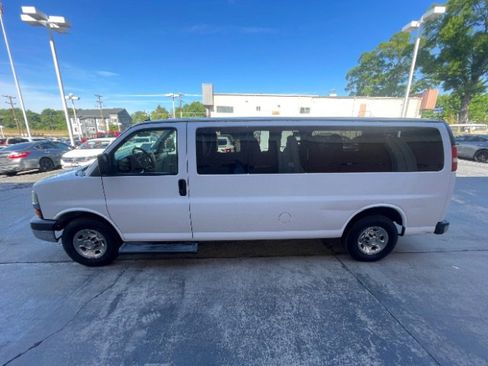 Used 2014 Chevrolet Express 3500 LT w/ LT Preferred Equipment Group RWD image 2