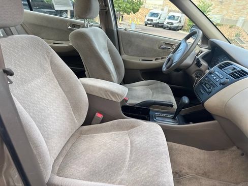 Used 2001 Honda Accord LX image 21