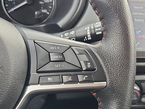 Used 2023 Nissan Kicks SR w/ SR Premium Package image 18