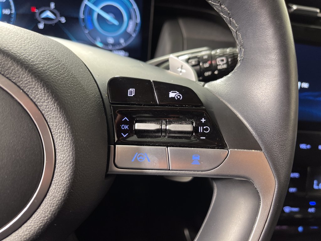 Certified 2023 Hyundai Tucson Limited AWD/4WD image 29