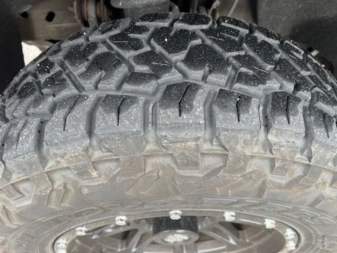 Used 2015 GMC Sierra 1500 SLE w/ SLE Value Package AWD/4WD image 8