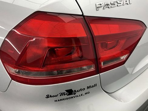 Used 2014 Volkswagen Passat Wolfsburg Edition image 23
