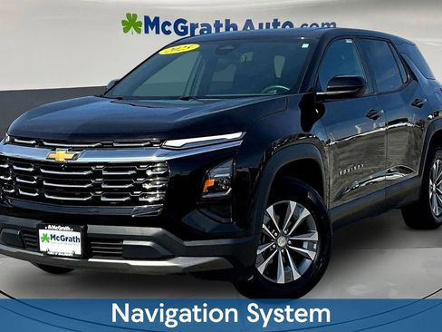 Used 2025 Chevrolet Equinox LT AWD/4WD image 3