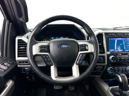 Used 2020 Ford F150 Lariat w/ Equipment Group 502A Luxury AWD/4WD image 4