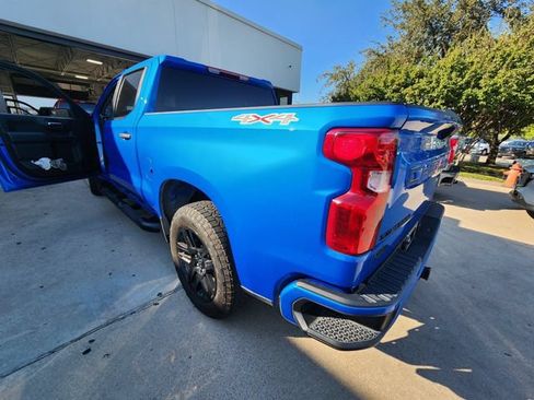Used 2025 Chevrolet Silverado 1500 Custom w/ Turbomax Blackout Package AWD/4WD image 6