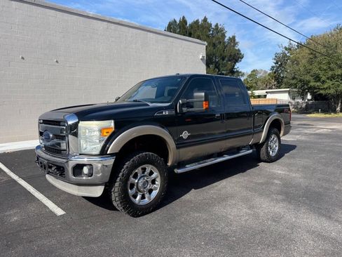 Used 2013 Ford F250 Lariat w/ Lariat Interior Pkg image 13