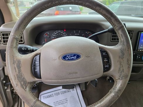 Used 2003 Ford F350 Lariat AWD/4WD image 16