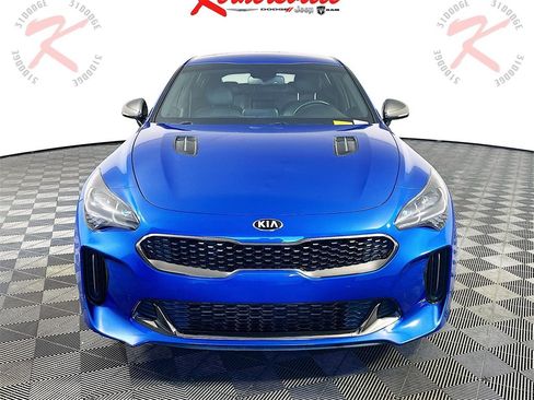 Used 2019 Kia Stinger GT image 2