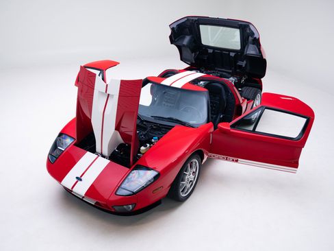 Used 2005 Ford GT image 48