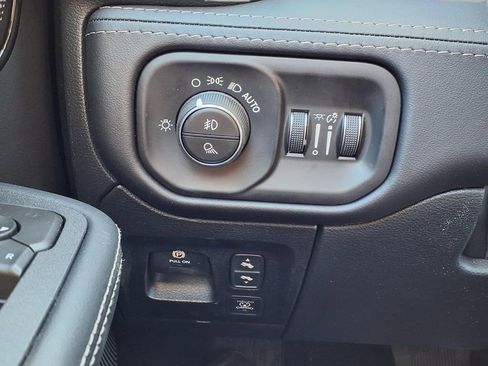 New 2026 RAM 1500 Limited AWD/4WD image 16