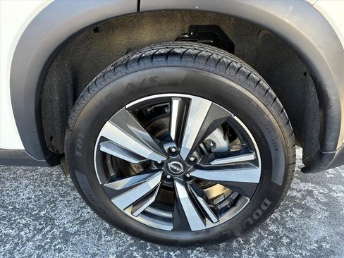 Certified 2023 Nissan Rogue Platinum w/ Platinum Premium Package image 27