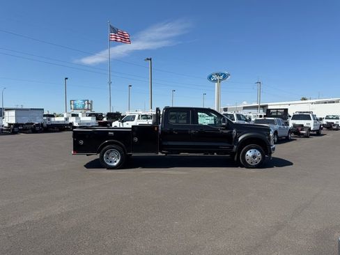 New 2026 Ford F550 4x4 Crew Cab image 2