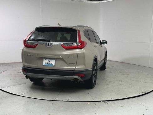 Used 2017 Honda CR-V Touring image 2