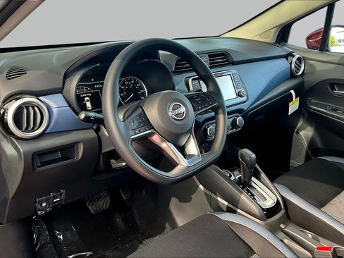 New 2025 Nissan Versa SV w/ Trunk Package FWD image 10