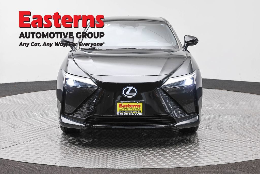 Used 2023 Lexus RZ 450e Premium w/ Technology Package AWD/4WD image 2